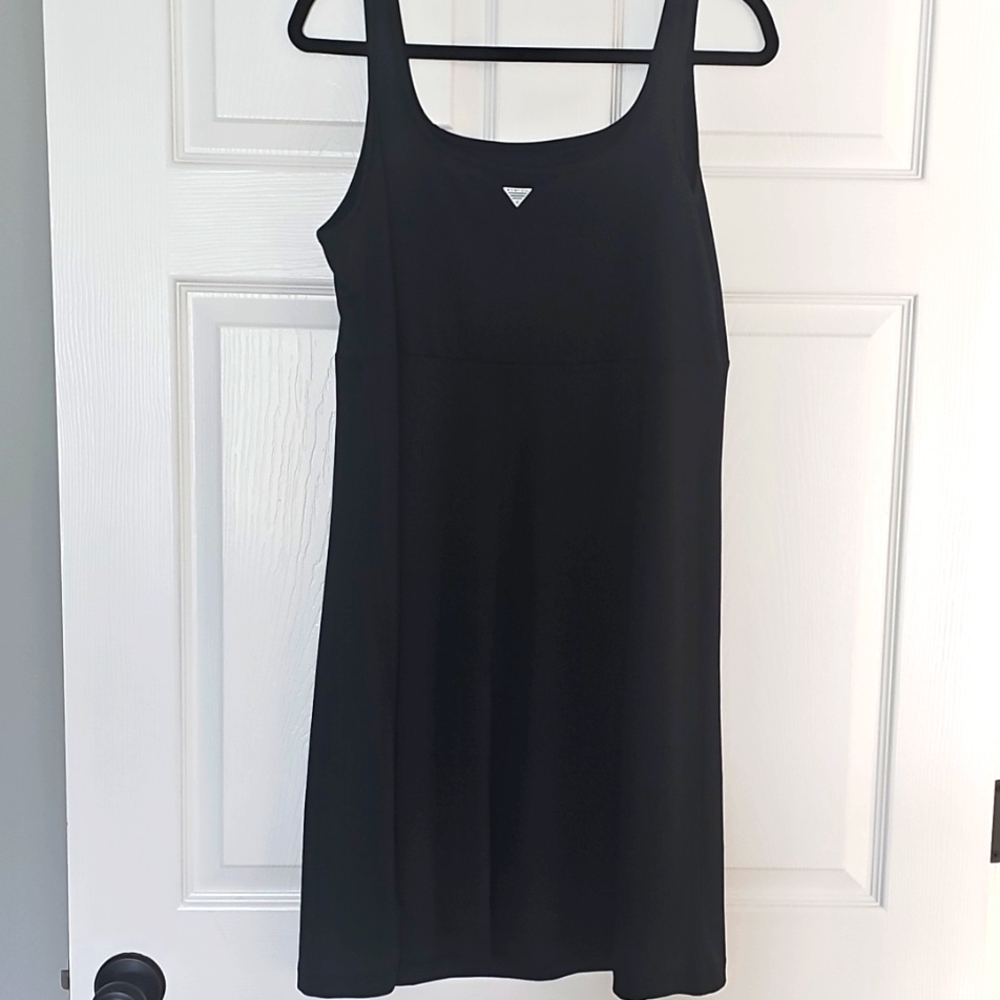Black Sleeveless Dress By Columbia Sportswear - Picture 2 of 6